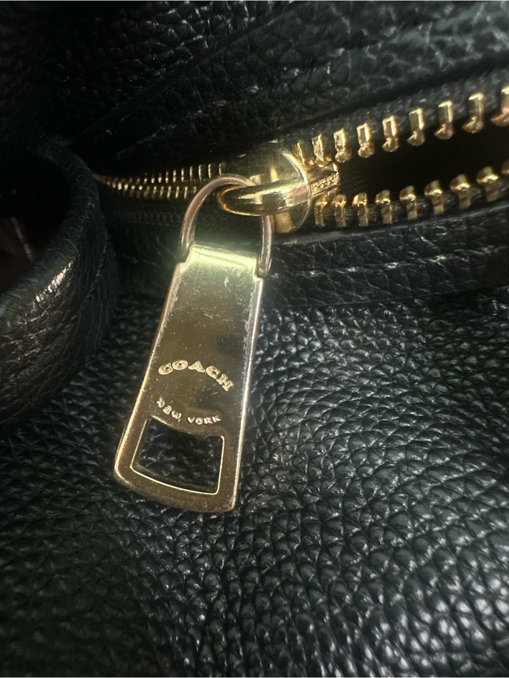 COACH | Dalton 31 No. E1992-73545 | Black Pebbled Leather | Great Condition